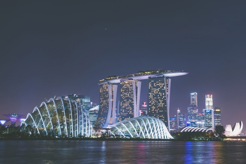 WOW! Cheap full service flights from Stockholm to Malaysia / Vietnam / Singapore from €384