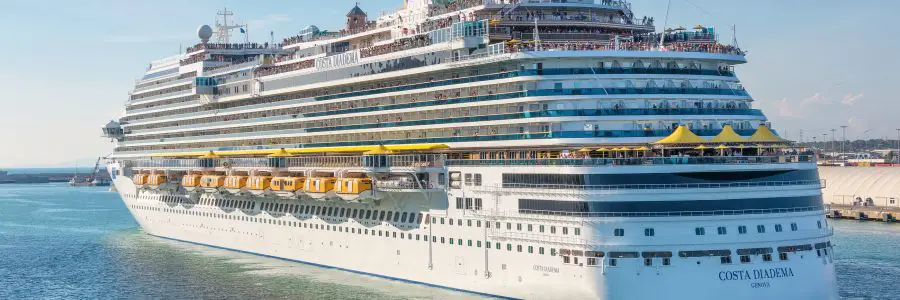 cruise ship italy to greece