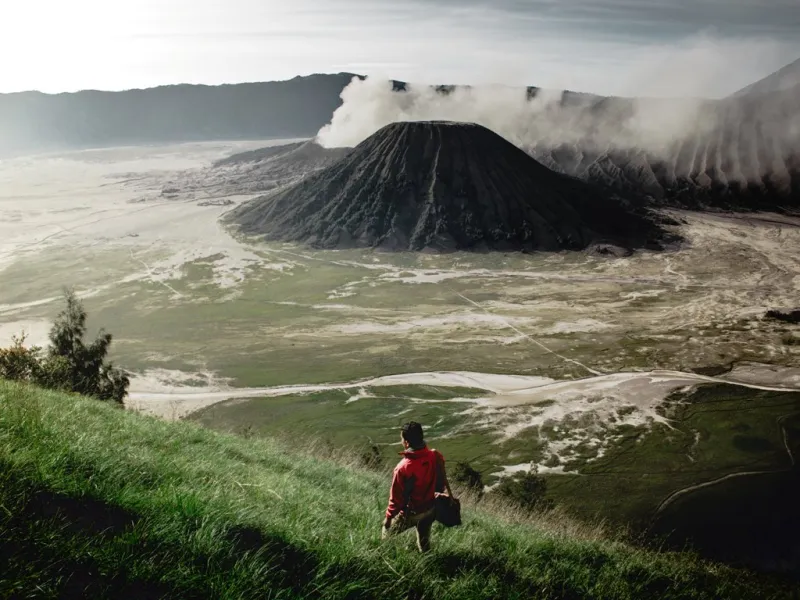 Full service flights from European Cities to Jakarta, INDONESIA from €427