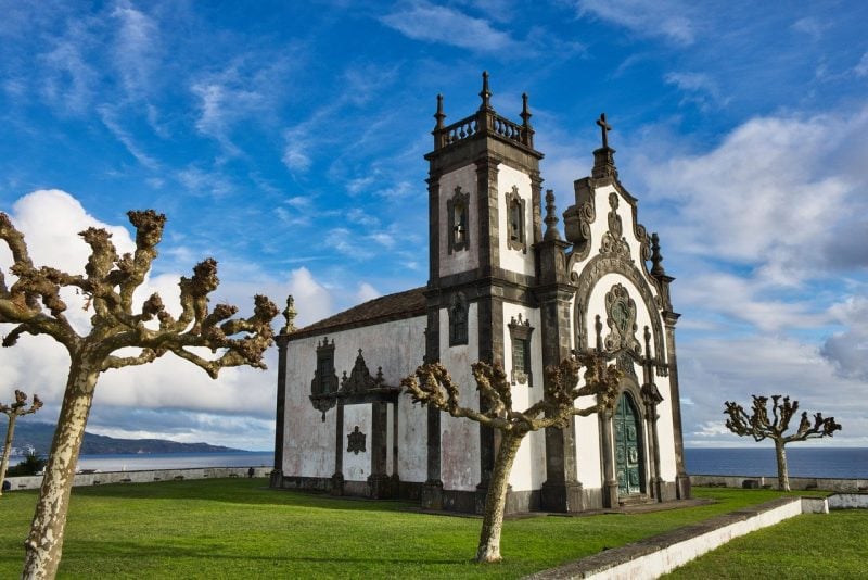 7 best places to visit in the AZORES - TravelFree