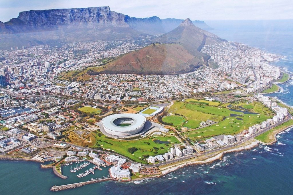 HOT! Direct flights from Cape Town, South Africa to London from £151 one way