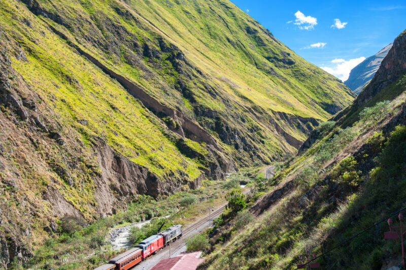 Ride the Devil's Nose Train