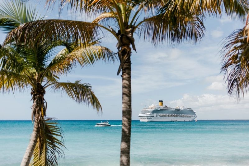 Best places to visit in SAINT MARTIN