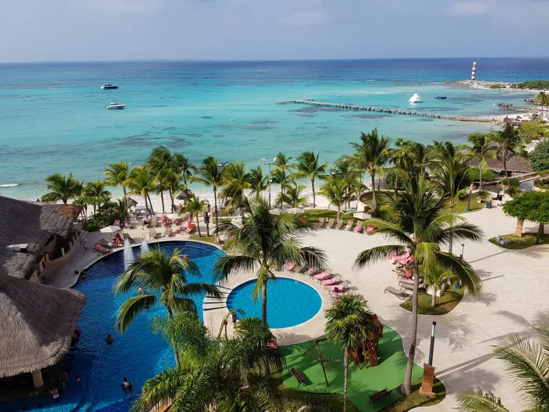 HIT! Cheap direct flights from the UK cities to CANCUN, Mexico from £348