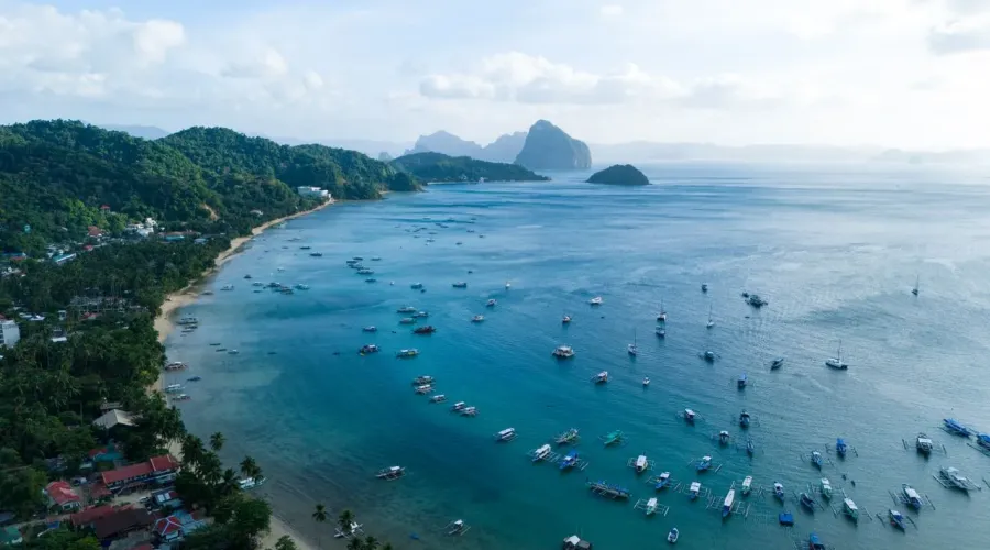 Full service flights from Budapest to Manila, Philippines from €464